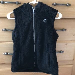 Black hooded faux fur vest
